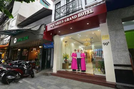 水瓶座大飯店
