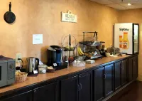 Waynebrook Inn - breakfast