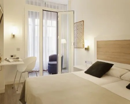 Hotel Santa Rosa, Blue Hoteles Hotels in Gijon