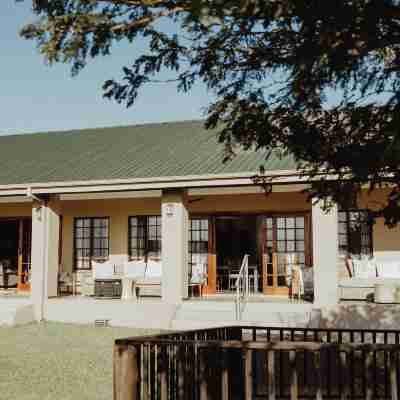 Duiker Game Lodge Hotel Exterior