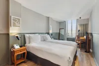 Hôtel de la Couronne Hotels in Montricher