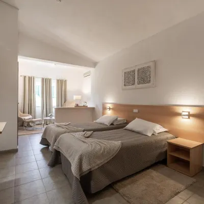 Villa Welwitshia Hotels near Carvoeiro Beach