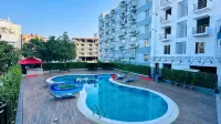 Hotel Khan Palace - С бассейном