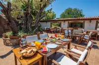 Mese Suites
