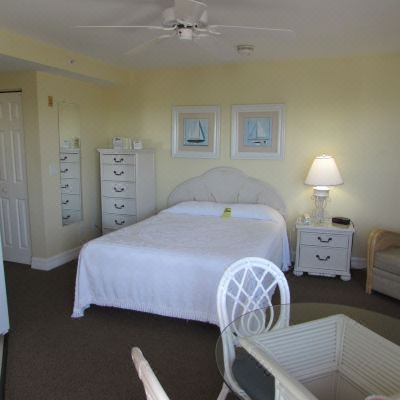 Queen Studio with Partial Ocean View Edison Beach House Promo Code