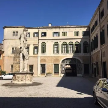 Palazzo Mantua Benavides Suites & Apartments