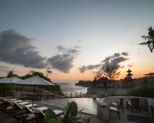 D'Byas Dream Beach Club and Villa Hotels near Lebaoh Beach
