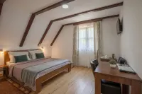 Rooms Imperial House Hotel a Jezerce