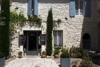 Les Jardins de La Livrée Hotels in Villeneuve-lès-Avignon