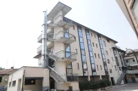 Hotel Del Riale فنادق في Parabiago