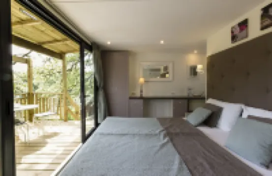 奧蘭多奇揚地華麗露營村酒店