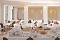 Hotel du Lac - breakfast
