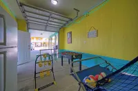 Mins to Beach + Private Pool Golf Cart Zone Game Room Sleeps 12