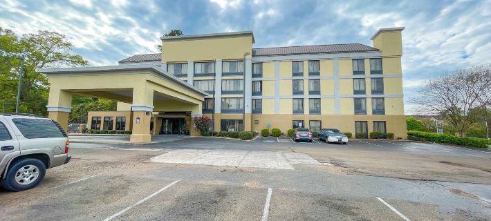 OYO Townhouse Jackson - Ridgeland Hotéis em Jackson