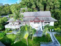 Centara Villas Samui Hotels near Buffalo Fighting