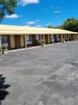 Country Roads Motor Inn Naracoorte - parking