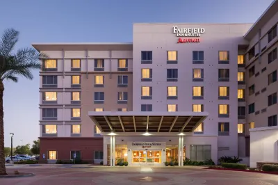 Fairfield Inn & Suites Phoenix Chandler/Fashion Center Hotels near Sunglass Hut