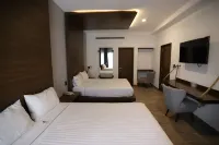 Hotel Diana - balcony