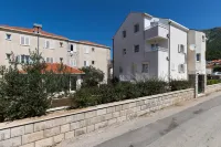 Apartments Villa Key فنادق في Zvekovica
