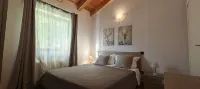 懶惰的蜜蜂露營村 Santuario di Cuney附近的飯店