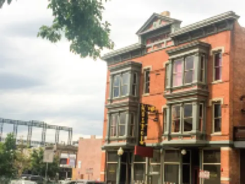 Hostel Fish Hotels in 