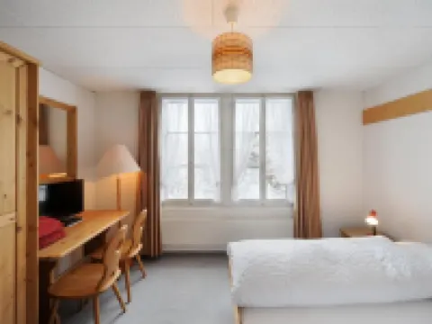 Hotel Krone Budget Hotels in Lenk