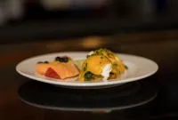 Collegian Hotel & Suites, Trademark Collection by Wyndham - Desayuno