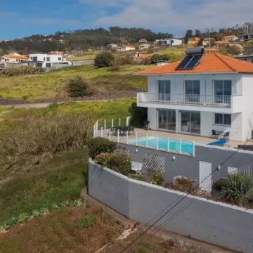 Villa Eldomar 61 in Estreito da Calheta