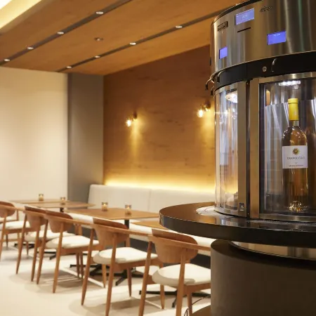 Hotel Sails Отели рядом с достопримечательностью «Станция Universal City»