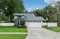 Saltwater Pool I Firepits I Large Fenced Backyard I 4 Miles to Beach