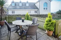 Fferm-Llong - Ship Farm 2 Bed- Rhossili Hotels near Rhossili Bay