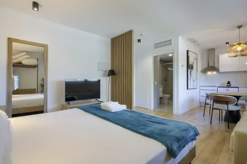 Arena 20 Suites