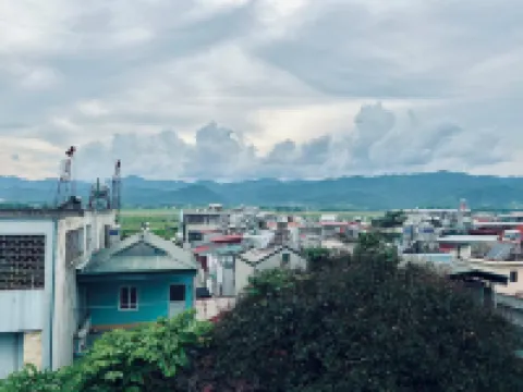 フロンティア ホステル＆ツアーズ ディエンビエンフーのホテル