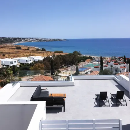 Phaedrus Living Luxury Seaview Coral Bay Villa