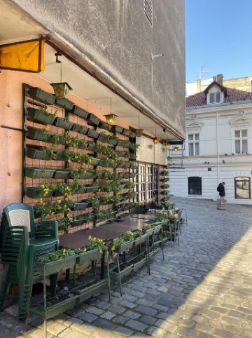 Apartments House of the Greats Skadarlija Отели рядом с достопримечательностью «Дунай»