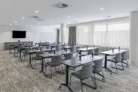 Punthill Tuggeranong Hotels in Greenway