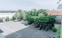 C3 Hotel Ungaran - parking