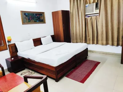 Hotel Redbury Hotels near Chhapar wali masjid
