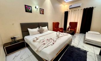 Hotel the Grand