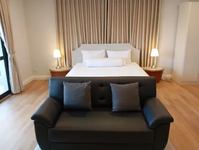 Waterfront Royal Villa Hotels in 