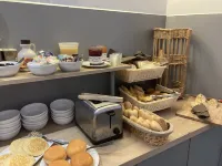 Adonis Hotel Strasbourg - sarapan
