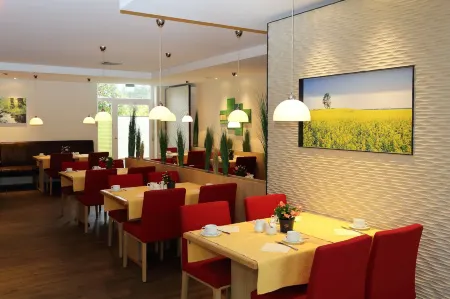 Hotel Silberhorn Отели в г. Лауф-ан-дер-Пегниц