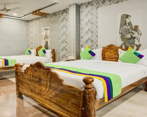 Treebo Golden Inn, 700 Mtrs from Promenade Beach Các khách sạn gần Ngọn hải đăng cũ