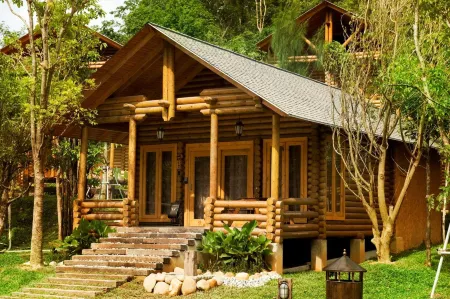 Philea Resort & Spa Отели рядом с достопримечательностью «Butterfly and Reptile Sanctuary»