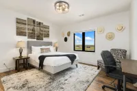 Bridle Ridge Retreat Modern Comfort, Open Views Hôtels à : Severance