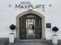 Hotel Maxplatz Hotels near Fernwehpark Signs of Fame