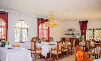 Golden Palm Boutique