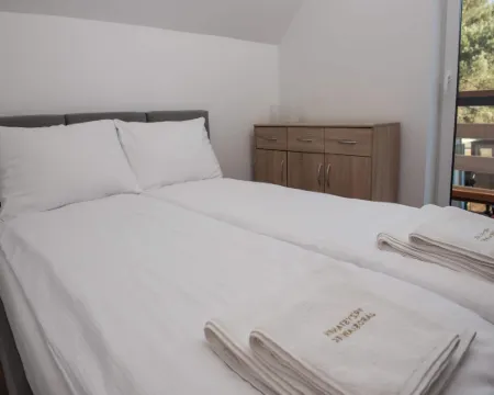 Apartament w Jarosławcu blisko nadmorskiej plaży Hotele w: Jarosławiec