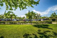 Baia Holiday Gasparina Hotels in Кастельнуово-дель-Гарда