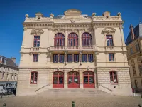 Hôtel le Terminus et Son Restaurant Côte à Côte - Chambres rénovées Hotels in Autun